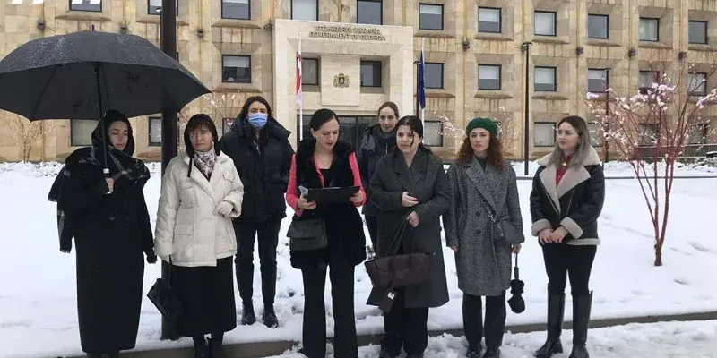 Родители требуют отмены ограничения на поступление в школы детей не достигших 6 лет к сентябрю 1 3213 новости администрация правительства грузии, ученики, школы Грузии