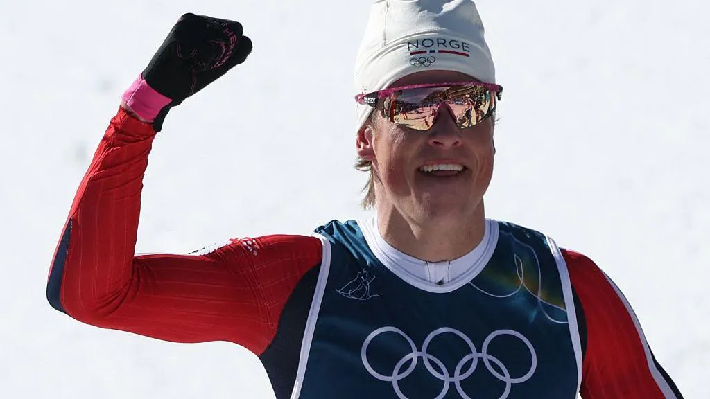 12-й день Олимпиады: 10-е золото норвежца Клебо; первое золото Китая; спортсменка из Беларуси в финале по фристайлу 1 5b997b50 0cc2 11f1 8561 df3cc28357d5.jpg Новости BBC зимняя Олимпиада-2026