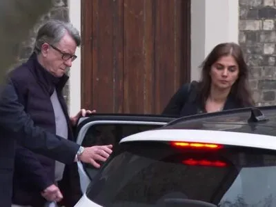 6535a810 10e0 11f1 b4ca a9a29eb10e90.jpg Новости BBC Питер Мандельсон, файлы Эпштейна