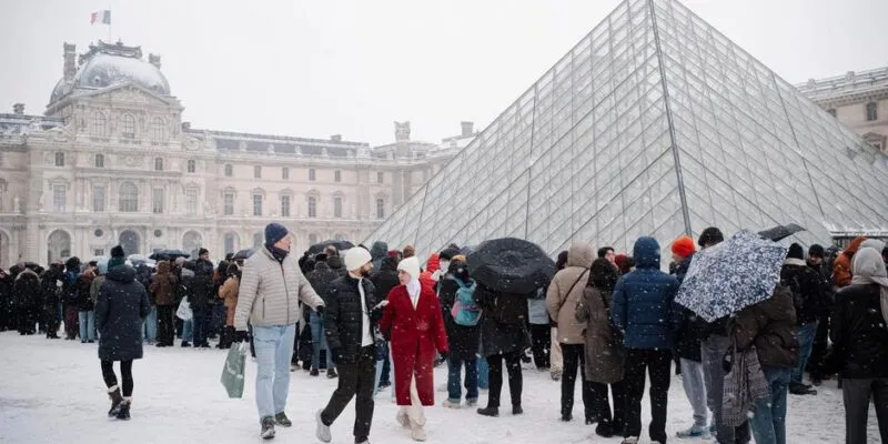 75504992 403.jpg Deutsche Welle Лувр