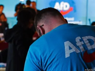 76037201 403.jpg Deutsche Welle АдГ