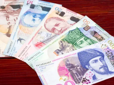 georgian lari a business background 2026 01 06 10 25 36 utc политика featured, Грузинская мечта, Роман Гоциридзе, экономика Грузии