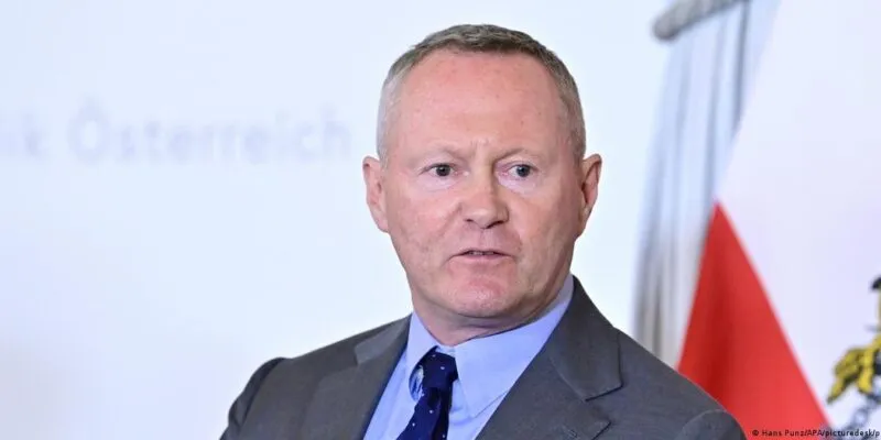 oflaerti evrokomissar новости Комиссар Совета Европы по правам человека, Майкл О'Флаэрти, обнажение, Элене Хоштария