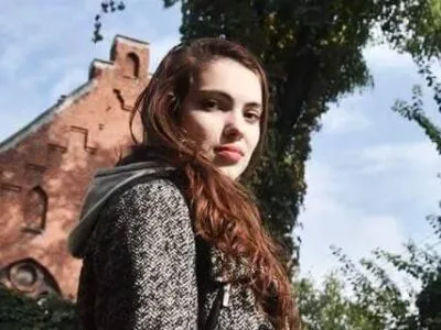 «Я смотрела на руины театра в Мариуполе. Там были моя мама и сестра» 3 1baee080 1c6b 11f1 8206 178b2777dfa1.jpg Новости BBC Мариуполь