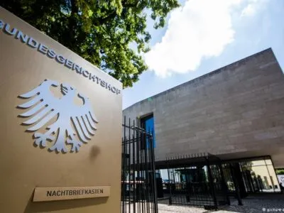 Верховная судебная палата Германии отклонила климатические иски против BMW и Mercedes 4 49927951 403.jpg Deutsche Welle суды Германии