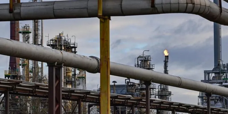 СМИ: США выведут немецкую "дочку" "Роснефти" из-под санкций 1 61055414 403.jpg Deutsche Welle роснефть