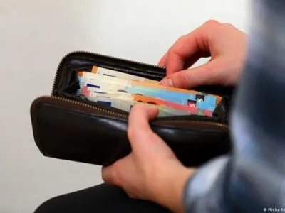 Война с Ираном обвалила настроения немецких потребителей 4 64154776 403.jpg Deutsche Welle война с Ираном