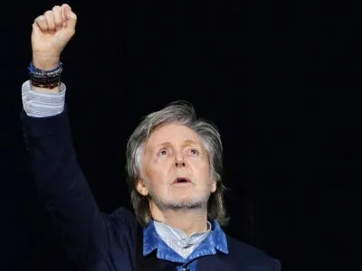 Пол Маккартни вернулся на Данджен-лейн. Он анонсировал новый альбом о Ливерпуле и выпустил песню о дружбе с Ленноном 6 66642120 28f6 11f1 a95f 75471ca6e71e.jpg Новости BBC Данджен-лейн, Пол Маккартни