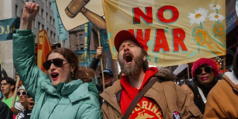 674f4b70 2b1a 11f1 b297 95b0a0a8331e.jpg Новости BBC No Kings, протесты против Трампа