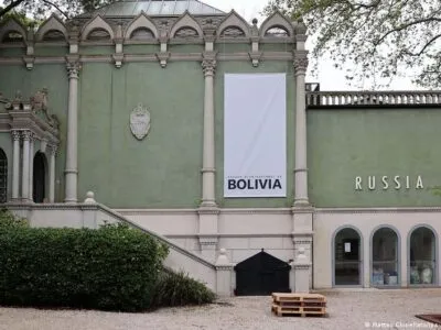 68862785 403.jpg Deutsche Welle биеннале