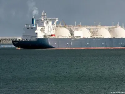 69421368 403.jpg Deutsche Welle газовоз