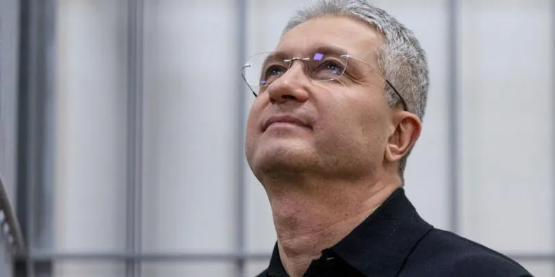 Экс-замминистра обороны РФ Тимур Иванов намерен заключить сделку со следствием 1 76578485 403.jpg Deutsche Welle Тимур Иванов