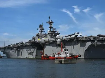 На Ближний Восток отправляются американские морпехи и военные корабли, сообщают СМИ 2 db3cf0e0 1f68 11f1 8719 f3642f6dbc69.jpg Новости BBC Ближний Восток