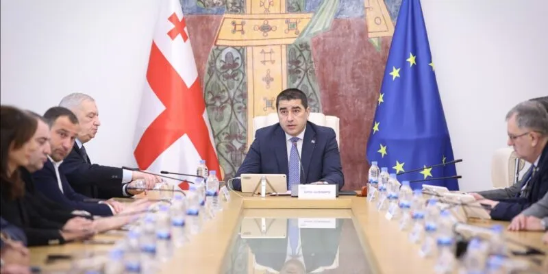 Спикер: нам с "Лело" не о чем говорить, оппозиция занимается политическим траффикингом 1 papuashvili papu sh papu новости Лело - Сильная Грузия, оппозиция Грузии, Спикер парламента, Шалва Папуашвили