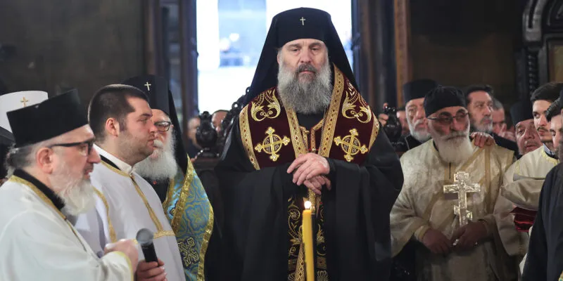 Местоблюститель Шио прибыл в собор Сиони, где погребен Патриарх всея Грузии Илиа II 1 shio shio новости местоблюститель патриаршего престола, Священный Синод, Шио Муджири