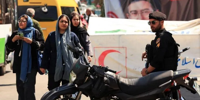 Хрупкое перемирие. Жители Ирана задаются вопросом, возможно ли соглашение с США и что оно принесет 1 23e2cf10 3911 11f1 906d e5637b8cec29.jpg BBC News Русская служба перемирие, перемирие с Ираном