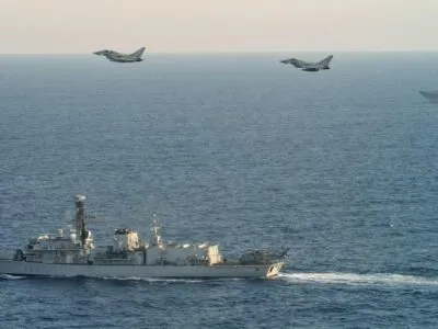 Три российских подлодки против британского фрегата. Лондон обвинил Москву в операции против подводных кабелей в Северном море 5 4b1595f0 3406 11f1 8606 05fe34b06e1b.jpg Новости BBC подводный кабель