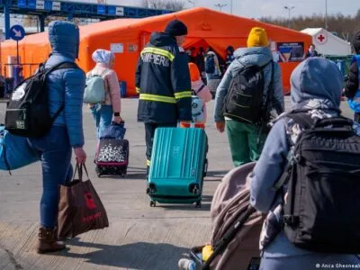 Украинские беженцы: кому не продлят временную защиту в ЕС? 4 65617367 403.jpg Deutsche Welle беженцы из Украины