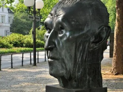 75402946 403.jpg Deutsche Welle Бонн