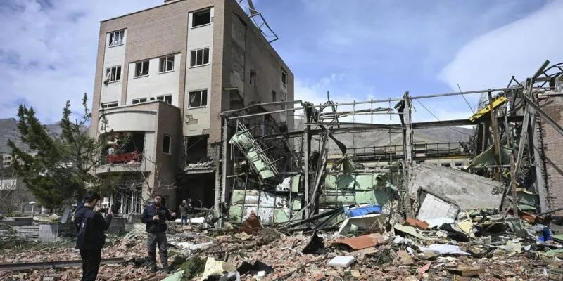 76676051 403.jpg Deutsche Welle авиаудар, война в Иране, Тегеран