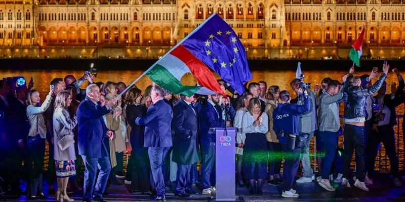 76767669 403.jpg Deutsche Welle кредит Украине, Петер Мадьяр