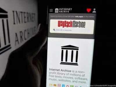 76821646 403.jpg Deutsche Welle архив