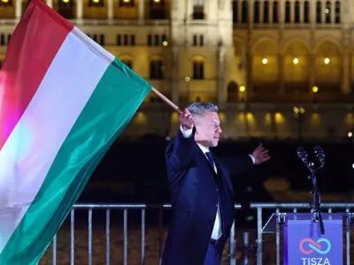 bfeddaf0 3725 11f1 872e dbe4122cf753.jpg Новости BBC Выборы в Венгрии, Мадьяр-Орбан, Орбан-Мадьяр