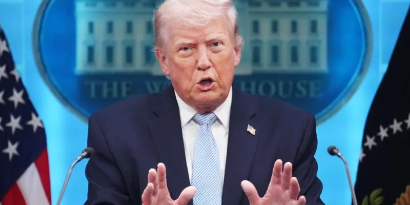 Корреспондент Би-би-си: соглашение о прекращении огня с Ираном — частичная победа Трампа, доставшаяся дорогой ценой 1 e746e110 3323 11f1 a79a 77e93010d956.jpg Новости BBC война с Ираном