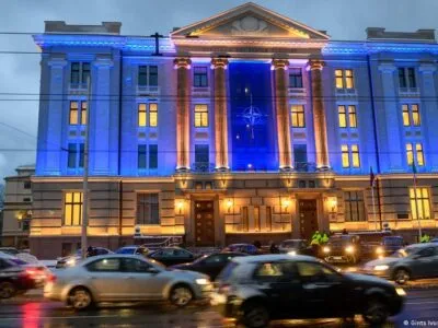 Латвия и Литва вызвали российских послов из-за новых угроз РФ Киеву 2 74054308 403.jpg Deutsche Welle Латвия-Литва