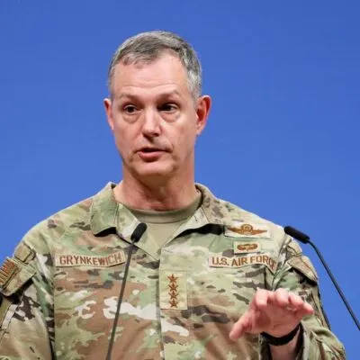 Главком НАТО в Европе: Вывод войск США не меняет планы альянса в регионе 15 74590943 403.jpg Fact or Fake Tomahawk, войска США