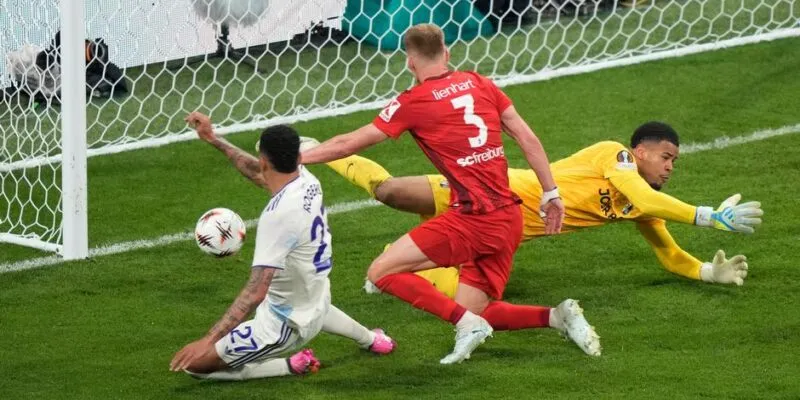 77235440 403.jpg Deutsche Welle футбол