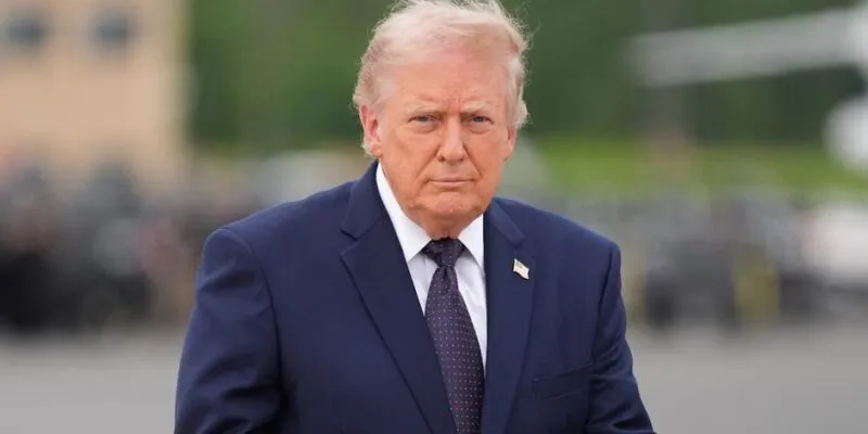 Трамп намерен сохранить блокаду Ирана до подписания мирного соглашения 1 77276348 403.jpg Deutsche Welle блокада портов, США-Иран