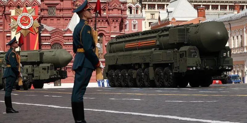 Комплекс "Ярс" на Красной площади на параде в 2025 году