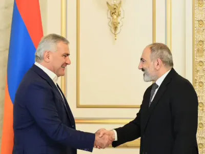 nikol pashinyan and samvel karapetyan e1779821725158 новости OC Media, ЕАЭС, Пашинян-Путин, россия-армения, Самвел Карапетян
