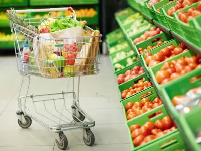trolley in grocery store 2026 01 08 23 35 58 utc новости