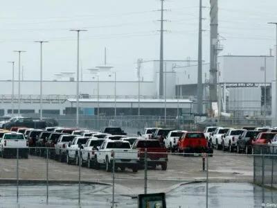 Трамп сообщил о планах General Motors и Ford производить оружие 4 54808114 403.jpg Deutsche Welle Ford, General Motors, оружие, Трамп