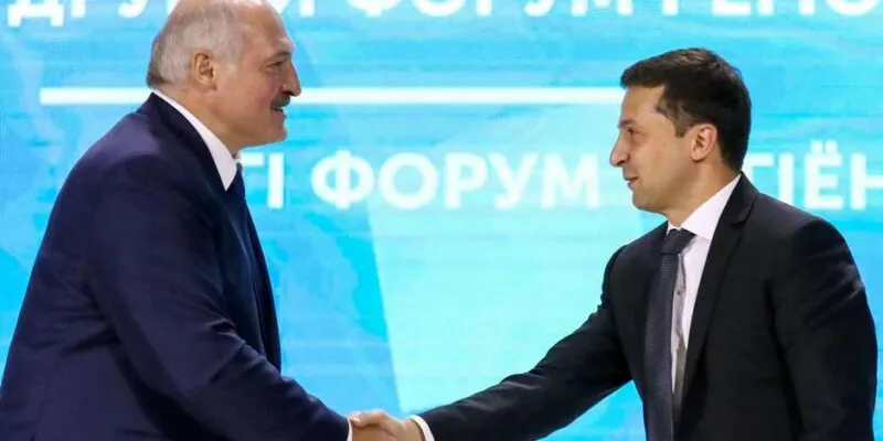 Зеленский призвал Беларусь прекратить поставки топлива ВС РФ 1 74825789 403.jpg Deutsche Welle Беларусь, Украина-Беларусь