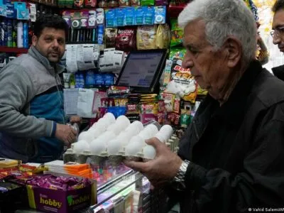 Изобилие и лишения: как война влияет на цены в Иране 3 75409461 403.jpg Deutsche Welle война в Иране