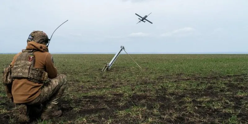 Массированная атака дронов на Татарстан: пожар на НПЗ в Нижнекамске 1 76834238 403.jpg Deutsche Welle атака дронов