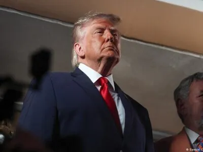 Трамп грозит Ирану ответом на сбитый вертолет Apache 3 77467395 403.jpg Deutsche Welle Трамп-Иран