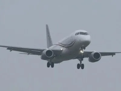 SSJ-100
