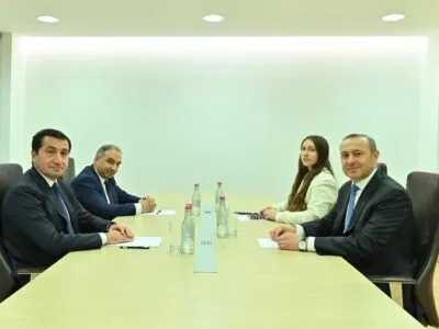 hikmet hajiyev and armen grigoryan 20260615 101609 новости OC Media, Азербайджан-Армения, Хикмет Гаджи-заде, Хикмет Гаджиев