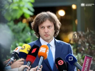 Премьер: Китай к Грузии относится как к равноправному партнеру 5 kobaxidze jurnalisti новости Грузинская мечта, Грузия-Китай, Грузия-КНДР, Ираклий Кобахидзе, премьер Грузии, стратегическое партнерство