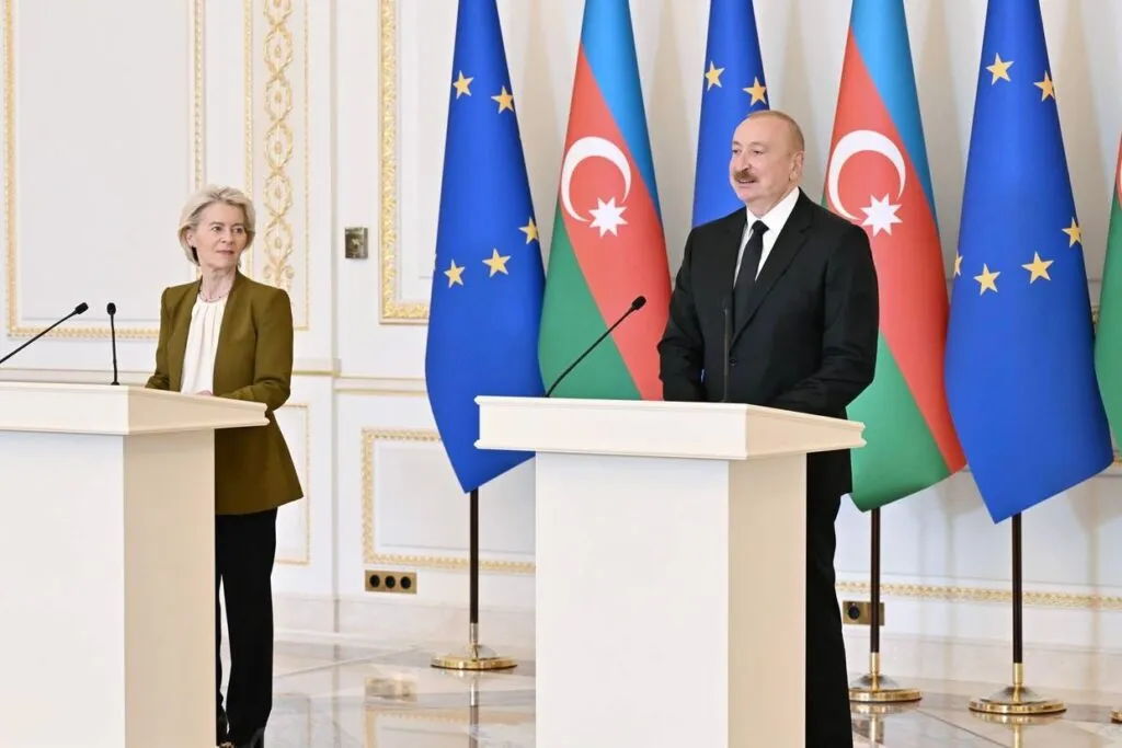 Глава ЕК заявила о новых инициативах во время визита в Армению и Азербайджан 2 53e64d365fcb496403385f1807c8a5c8 8352099 20260702 111619 новости OC Media, ЕС-Азербайджан, ЕС-Армения-Азербайджан, Урсула фон дер Ляйен