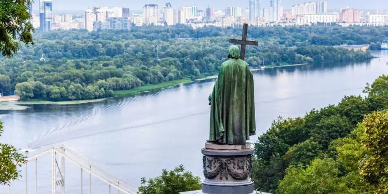 В Киеве после ракетной атаки России прозвучали взрывы 1 62036693 403.jpg Deutsche Welle Киев