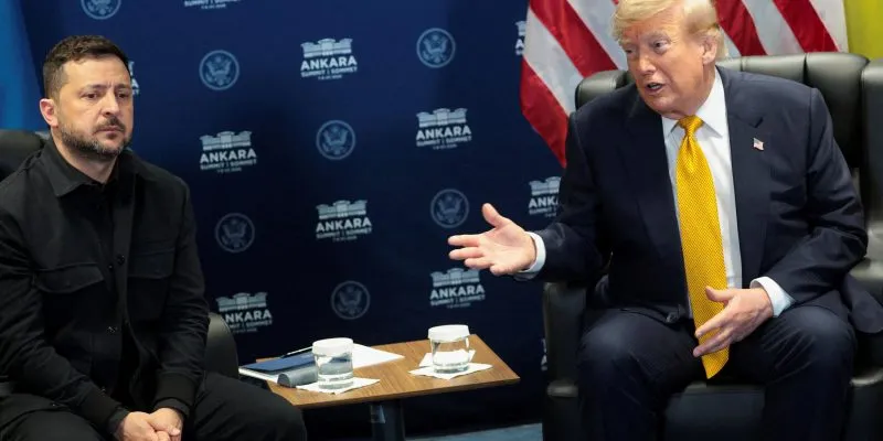 Трамп «не уверен» в том, что США передадут Украине лицензии на ракеты для Patriot. Выдавал ли их Вашингтон другим странам? 1 Владимир Зеленский и Дональд Трамп