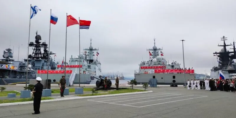 Китай и Россия проведут совместные военно-морские учения в Желтом море 1 73512650 403.jpg Deutsche Welle Желтое море