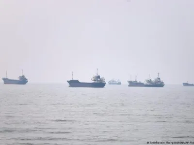 В Ормузском проливе поражен минимум один танкер 4 77783249 403.jpg Deutsche Welle Ормузский пролив