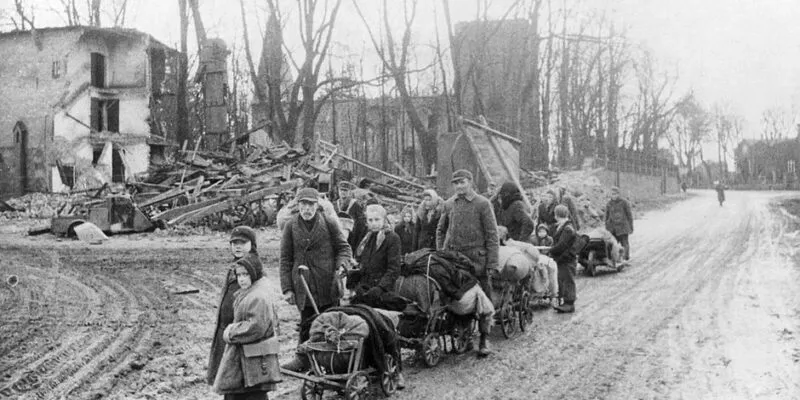 77811355 403.jpg Deutsche Welle Вторая мировая война, сироты