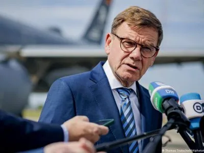 Глава МИД ФРГ - за исключение помощи Украине из долгового тормоза 3 77944627 403.jpg Deutsche Welle Глава МИД ФРГ